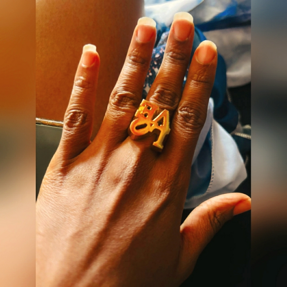 Gold-plated "LOVE" Ring